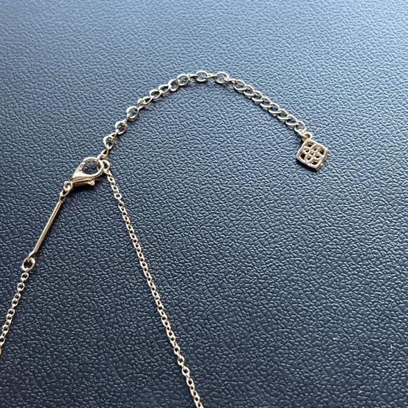 Gold Tone Fashion Necklace With Peach Colored Charm - Picture 3 of 3